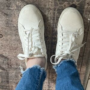 Ryka surround fit white sneakers size 6M, WW